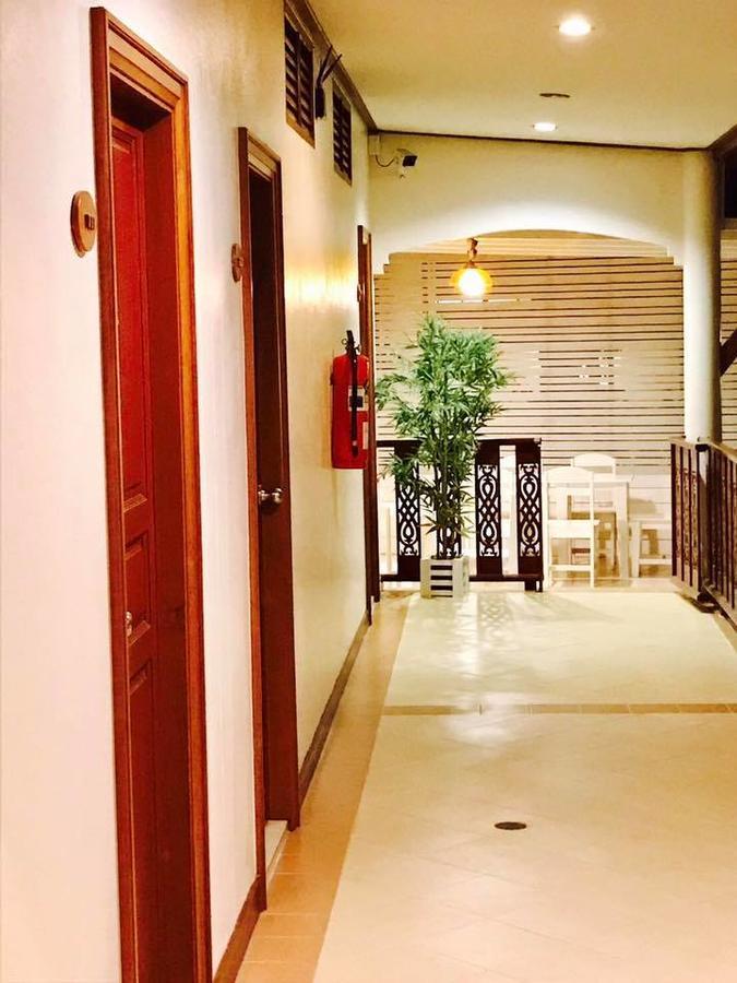 Prachuap Place Hotel Прачуапкхирикхан Экстерьер фото